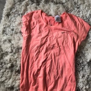Nike drifit T-shirt workout shirt